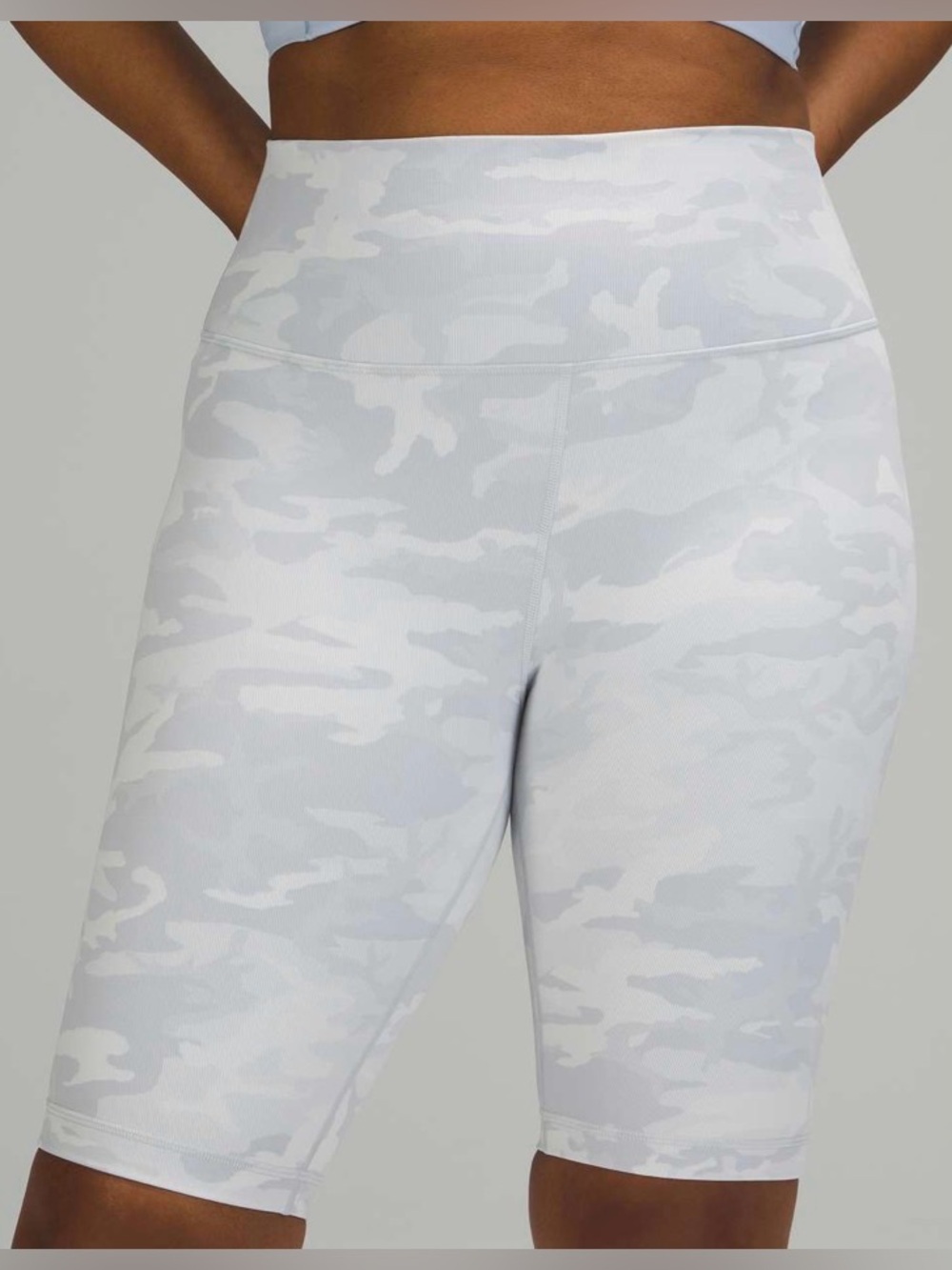 NWOT LULULEMON Wunder Under HR Short 10” *Ribbed- Incognito Camo Jacquard/Size 0